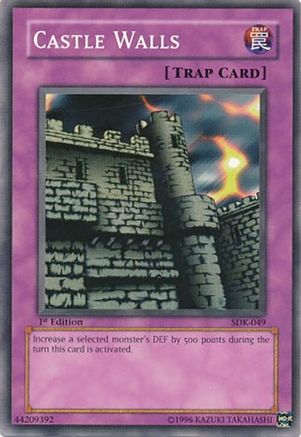 Castle Walls (SDK-049) - Starter Deck: Kaiba Unlimited